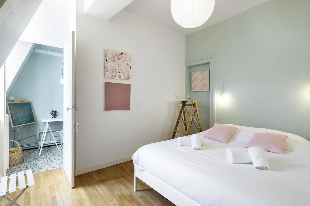 Ty Paradis By Cocoonr Rennes 0*,  France